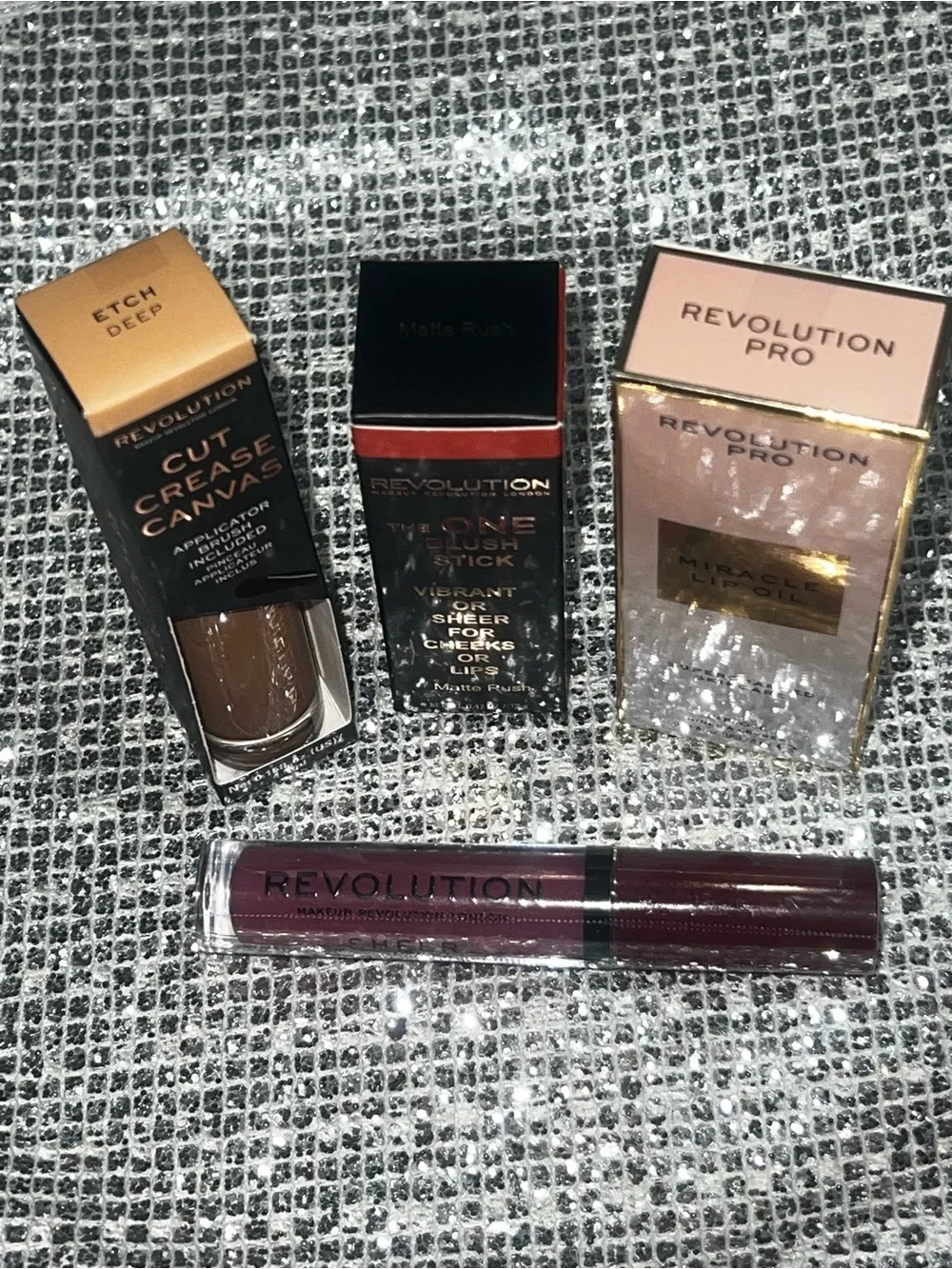 Makeup Revolution Lot - Cut Crease Canvas, Blush Stick, Miracle Lip Oil & Gloss